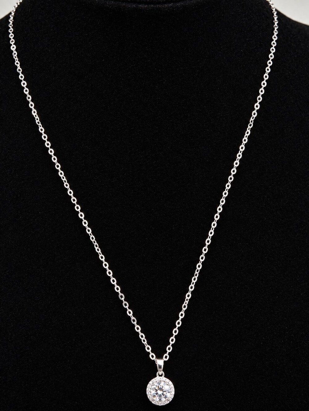 1CT Brilliant Halo VVS1 Moissanite Necklace